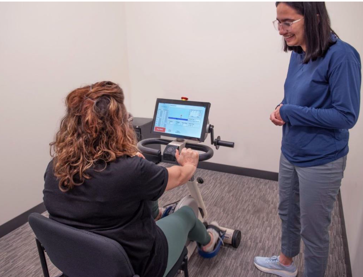 Researcher and participant before dynamic cycling session